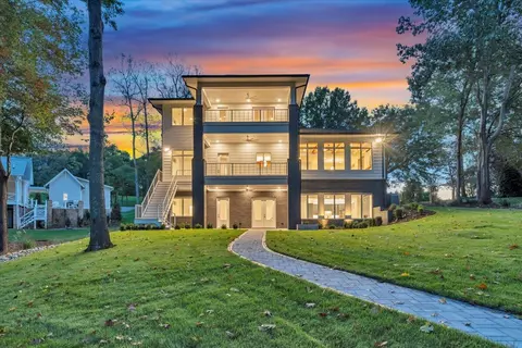 Exterior - 2650 Waters Edge Dr, Penhook, VA 24137 photo 66 of 115