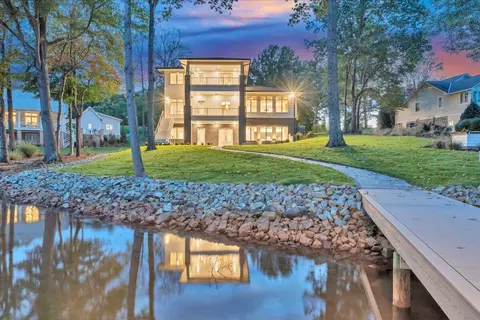Exterior - 2650 Waters Edge Dr, Penhook, VA 24137 photo 71 of 115