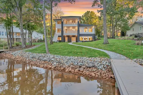 Exterior - 2650 Waters Edge Dr, Penhook, VA 24137 photo 53 of 115
