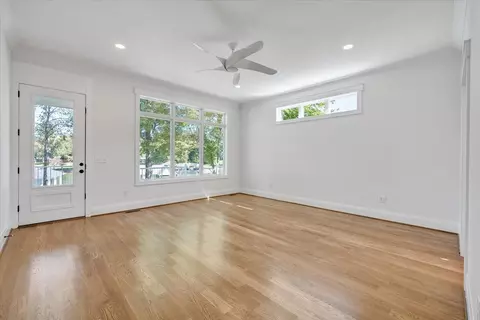 Living - 2650 Waters Edge Dr, Penhook, VA 24137 photo 18 of 29
