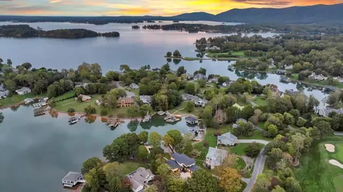 View/Area - 2650 Waters Edge Dr, Penhook, VA 24137 photo 31 of 37