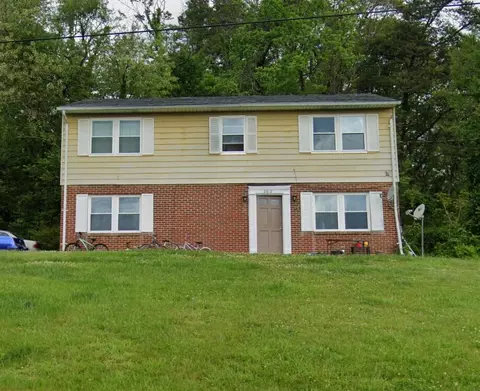 2802 2812 Vinyard Ave NE, Roanoke, VA 24012