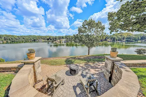 View/Area - 1031 Lake Breeze Dr, Goodview, VA 24095 photo 4 of 17