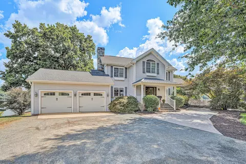 Exterior - 1031 Lake Breeze Dr, Goodview, VA 24095 photo 3 of 26