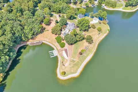 View/Area - 1031 Lake Breeze Dr, Goodview, VA 24095 photo 16 of 17