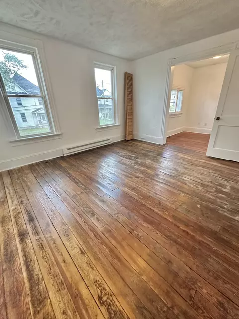 Other - 327 E Hawthorne St, Covington, VA 24426 photo 6 of 8