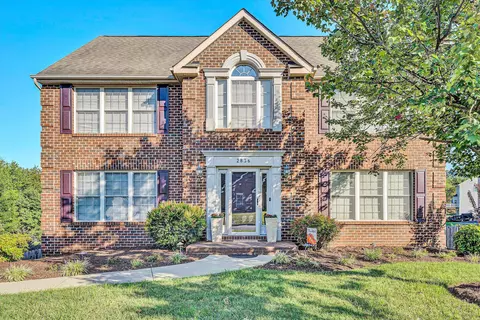 2836 Matthew Dr, Vinton, VA 24179 photo 2