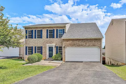 7027 Linn Dr, Roanoke, VA 24019
