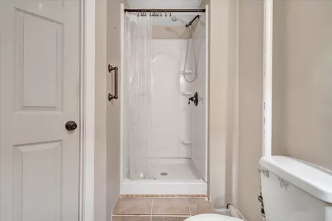 Bath - 211 Crestbourne Dr, Goodview, VA 24095 photo 4 of 4