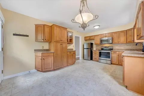 Kitchen - 211 Crestbourne Dr, Goodview, VA 24095 photo 3 of 7
