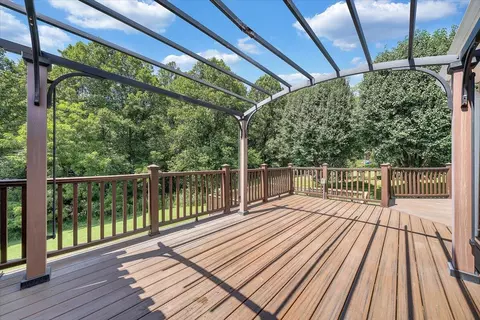 Exterior - 211 Crestbourne Dr, Goodview, VA 24095 photo 4 of 28