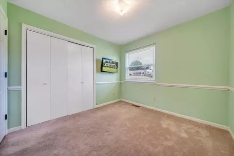 Bedroom - 211 Crestbourne Dr, Goodview, VA 24095 photo 1 of 5