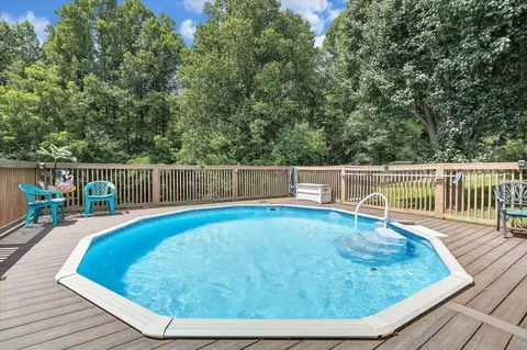 Exterior - 211 Crestbourne Dr, Goodview, VA 24095 photo 15 of 28
