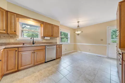 Kitchen - 211 Crestbourne Dr, Goodview, VA 24095 photo 5 of 7