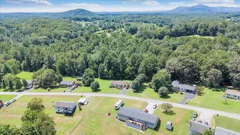 View/Area - 211 Crestbourne Dr, Goodview, VA 24095 photo 14 of 14