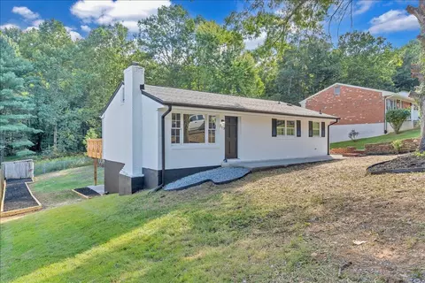 719 Estates Rd SE, Roanoke, VA 24014 photo 3