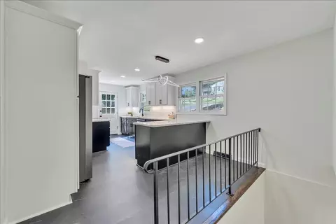 719 Estates Rd SE, Roanoke, VA 24014 photo 11