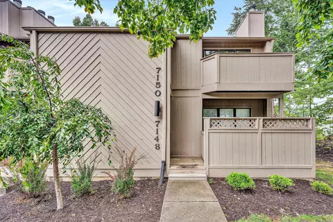 7150 Pine Ct, Roanoke, VA 24018