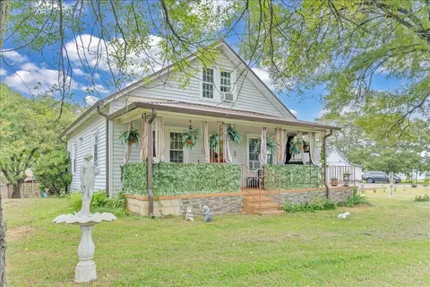 4144 Stones Dairy Rd, Bassett, VA 24055