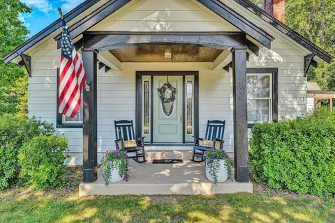 946 Ashland Ave, Bedford, VA 24523