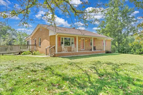 7702 Dickerson Mill Rd, Moneta, VA 24121