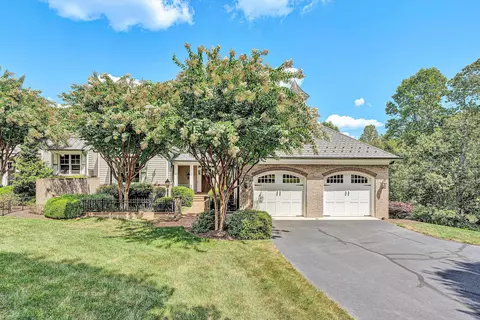 125 Grande Villa Dr, Penhook, VA 24137