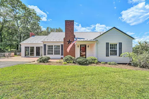 4037 Timber Line Rd, Ferrum, VA 24088