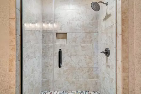 Bath - 4344 Smith Mountain Road Rd, Penhook, VA 24137 photo 15 of 16