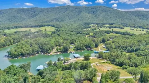View/Area - 4344 Smith Mountain Road Rd, Penhook, VA 24137 photo 9 of 13