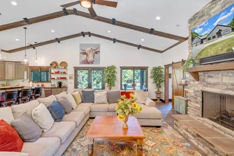 Living - 4344 Smith Mountain Road Rd, Penhook, VA 24137 photo 4 of 5