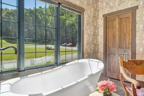 Bath - 4344 Smith Mountain Road Rd, Penhook, VA 24137 photo 3 of 16