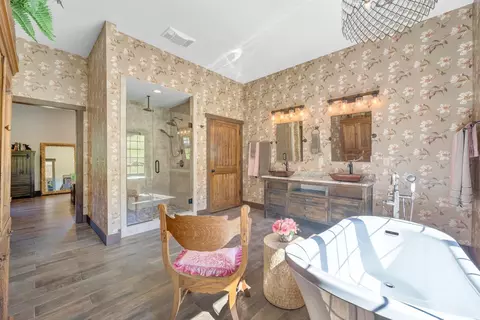Bath - 4344 Smith Mountain Road Rd, Penhook, VA 24137 photo 7 of 16
