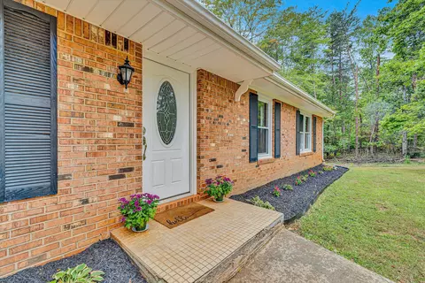 146 Pineview Dr, Hardy, VA 24101 photo 4