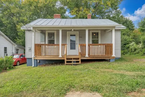 1006 Graves St, Martinsville, VA 24112
