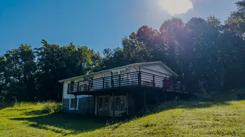 5506 Pleasant Run Dr, Salem, VA 24153