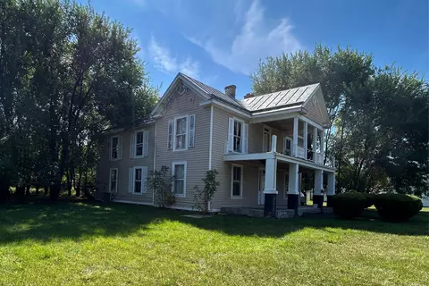2380 Gardner St, Elliston, VA 24087