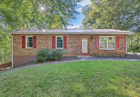 276 Huntington Hills Dr, Bassett, VA 24055