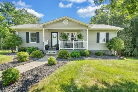 2638 Hopkins Rd, Rocky Mount, VA 24151