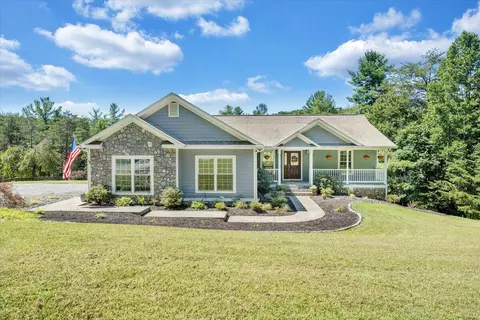 940 Claybanks Dr, Callaway, VA 24067