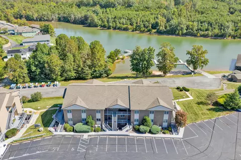 1175 Mariners Way #54, Huddleston, VA 24104
