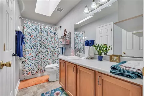 Bath - 100 Chimney Sweep Ct, Goodview, VA 24095 photo 3 of 4