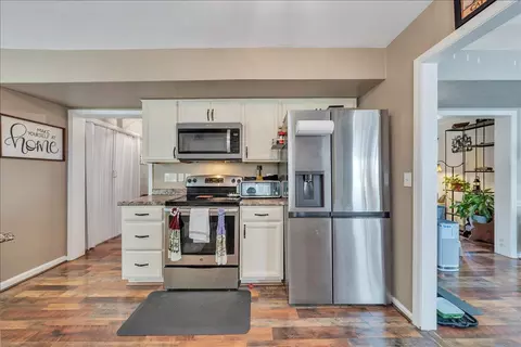 Kitchen - 100 Chimney Sweep Ct, Goodview, VA 24095 photo 8 of 11