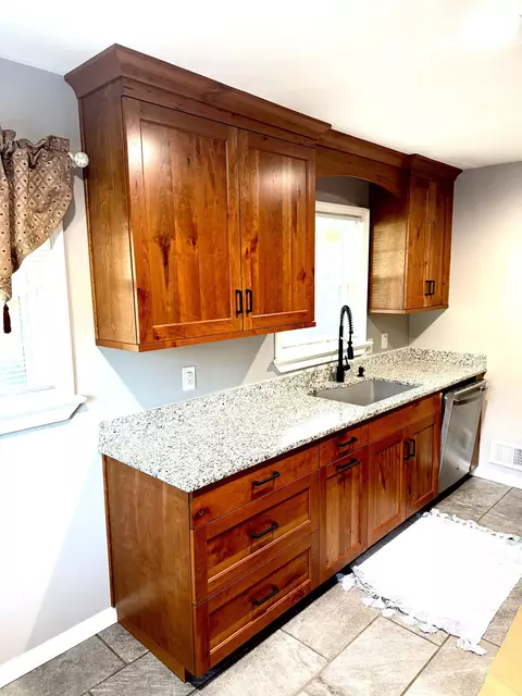 Kitchen - 7002 Brookview Dr, Roanoke, VA 24019 photo 4 of 4