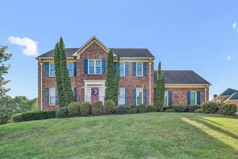 8216 Strathmore Ln, Roanoke, VA 24019