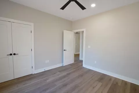 Bedroom - 320 Periwinkle Rd, Moneta, VA 24121 photo 11 of 12