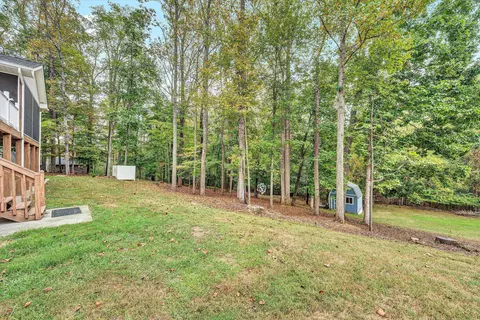 Exterior - 407 Brookledge Dr, Vinton, VA 24179 photo 17 of 22