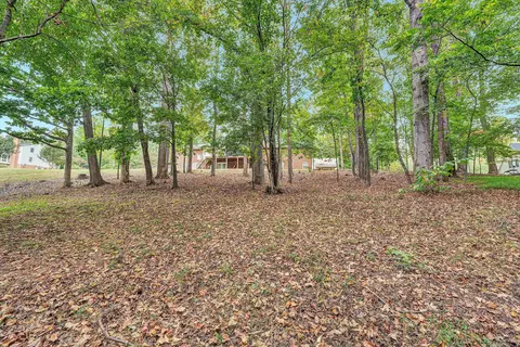 Exterior - 407 Brookledge Dr, Vinton, VA 24179 photo 19 of 22