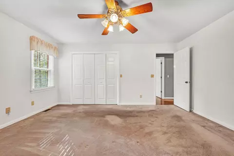 Bedroom - 407 Brookledge Dr, Vinton, VA 24179 photo 5 of 5