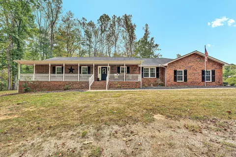 Exterior - 407 Brookledge Dr, Vinton, VA 24179 photo 1 of 22