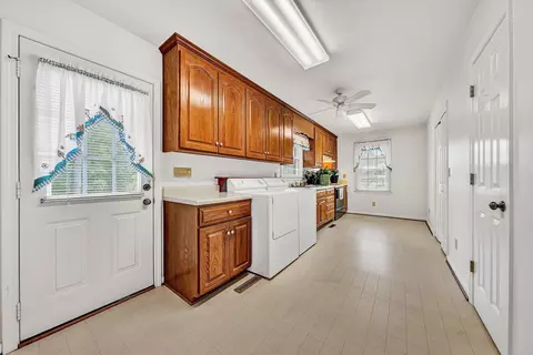 Other - 407 Brookledge Dr, Vinton, VA 24179 photo 7 of 15